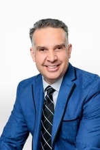 Damon L Chavez